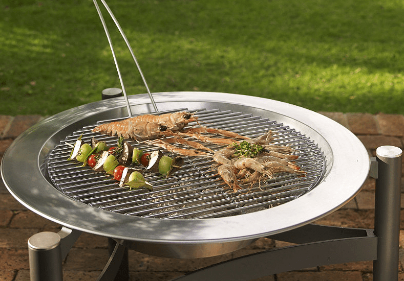  The Lakeland outdoor fire pit and BBQ grill is reduced from £189.99 to £134.99