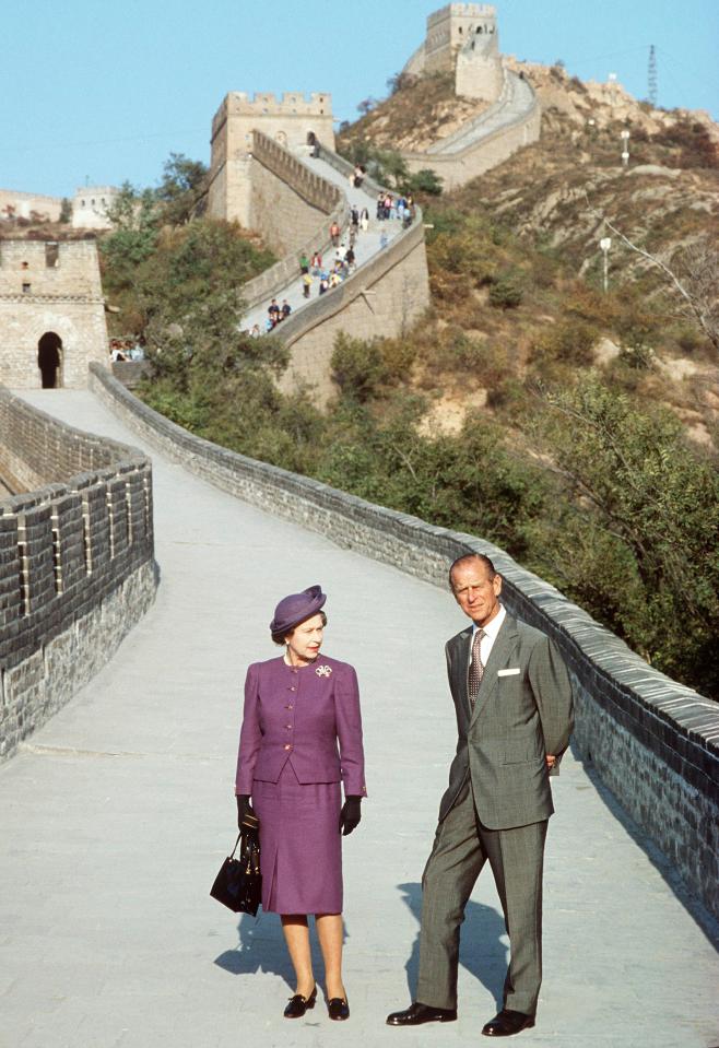  The Queen and Prince Phillip the Duke of Edinburgh on the Great Wall of China during a royal visit in October 1986