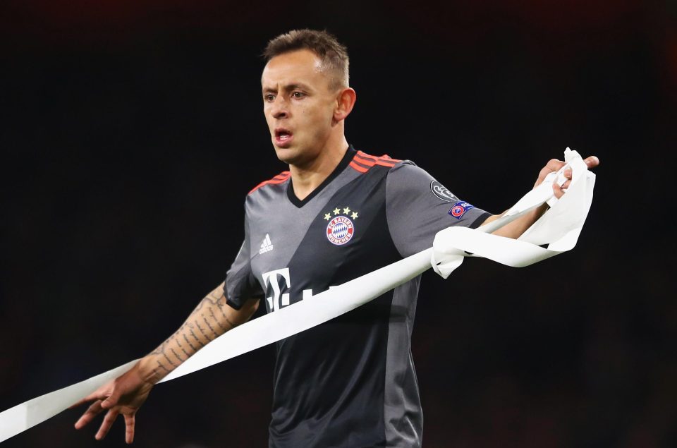  Rafinha has refused to reveal the identities of the English clubs