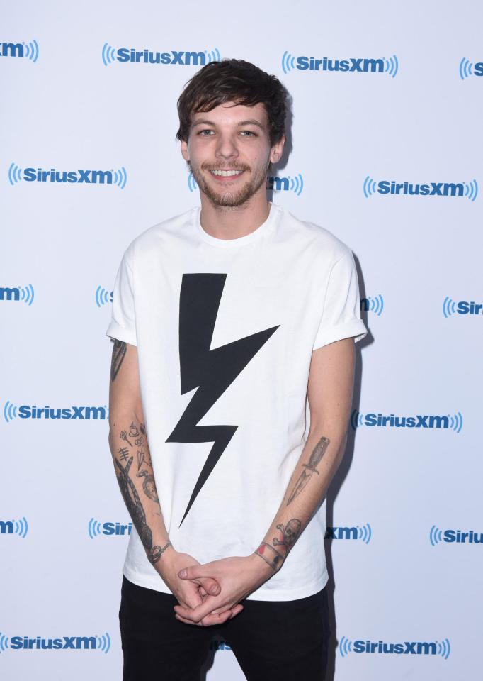  Louis Tomlinson, who is good pals with the footballer, is keen to play him