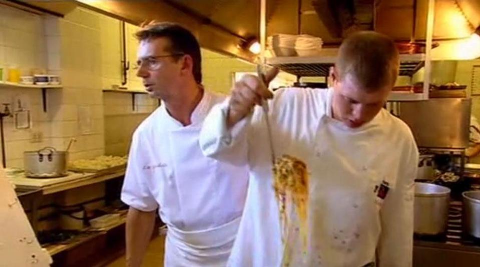  Gordon repeatedly clashed with head chef Steve (left) in 2005 episode of Kitchen Nightmares