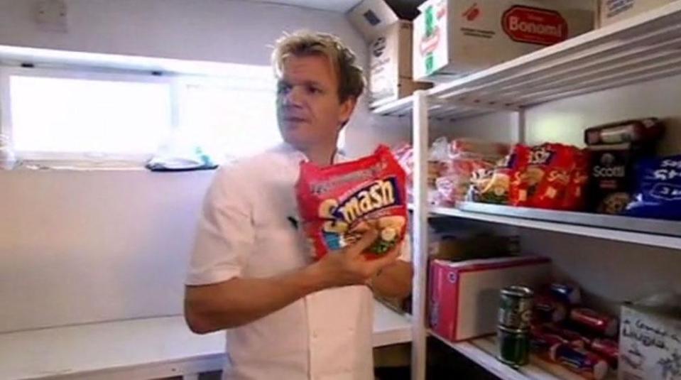  The top chef was not pleased to discover instant mashed potato when he inspected the hotel's larder