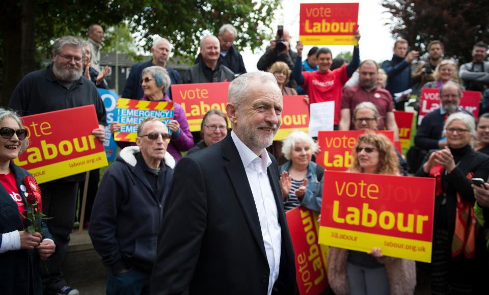 Labour Party leader Jeremy Corbyn meets with local supporters whilst on a campaign stop in Oxford