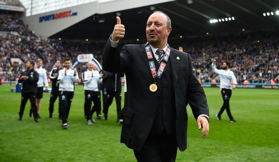 Rafa Benitez has agreed to stay at Newcastle after holding positive talks with Mike Ashley