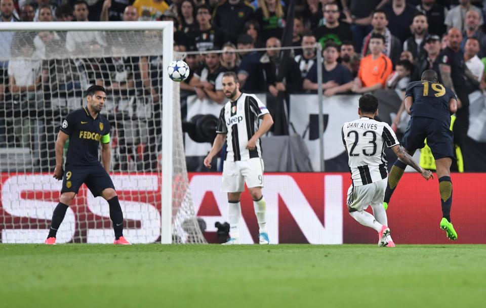  Dani Alves then hammered home to double Juve's advantage on the night moments before half time