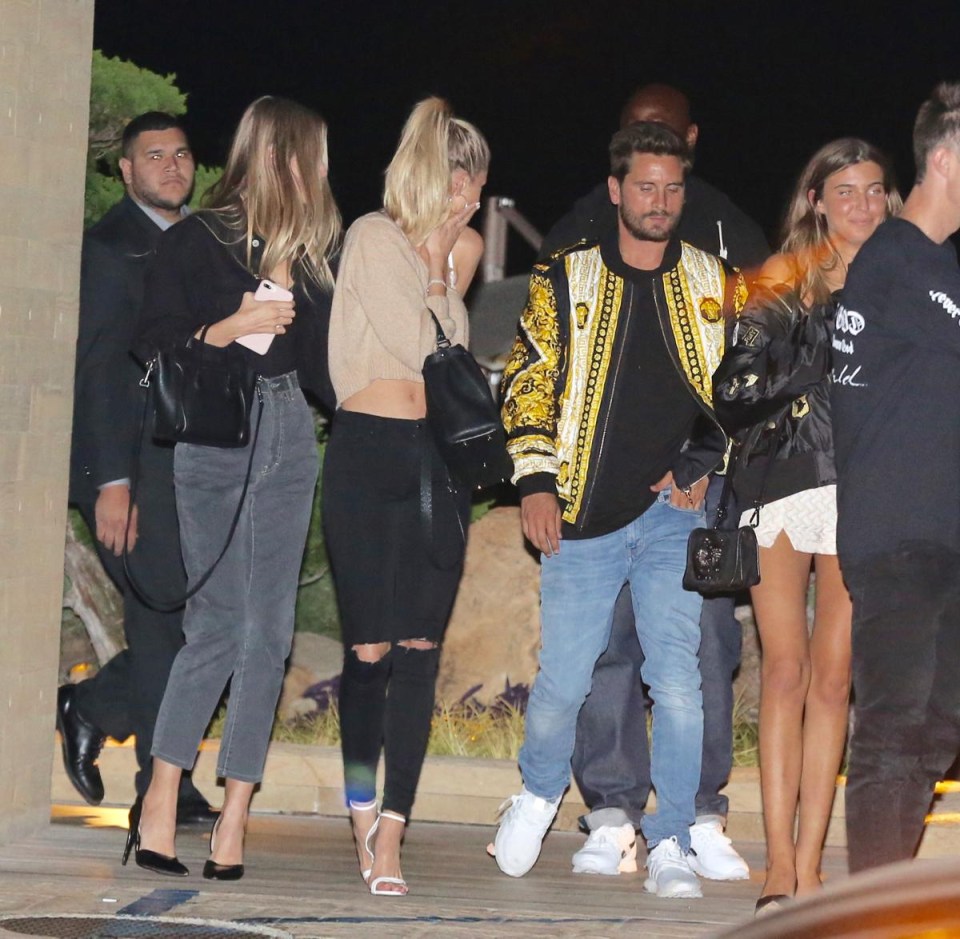 Scott Disick was surrounded by gorgeous women after leaving a restaurant in Malibu