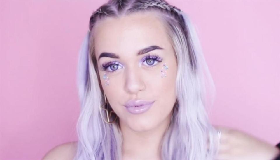  Lottie Tomlinson has created a fun festival look using Primark make-up