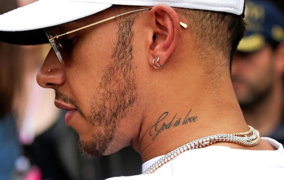  Lewis Hamilton complained at being unable to get enough heat into the tires