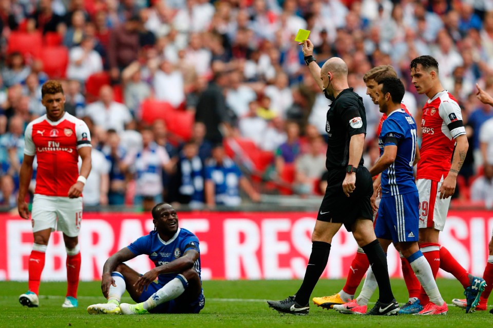 Chelsea's Victor Moses was sent off after receiving a second booking for diving 