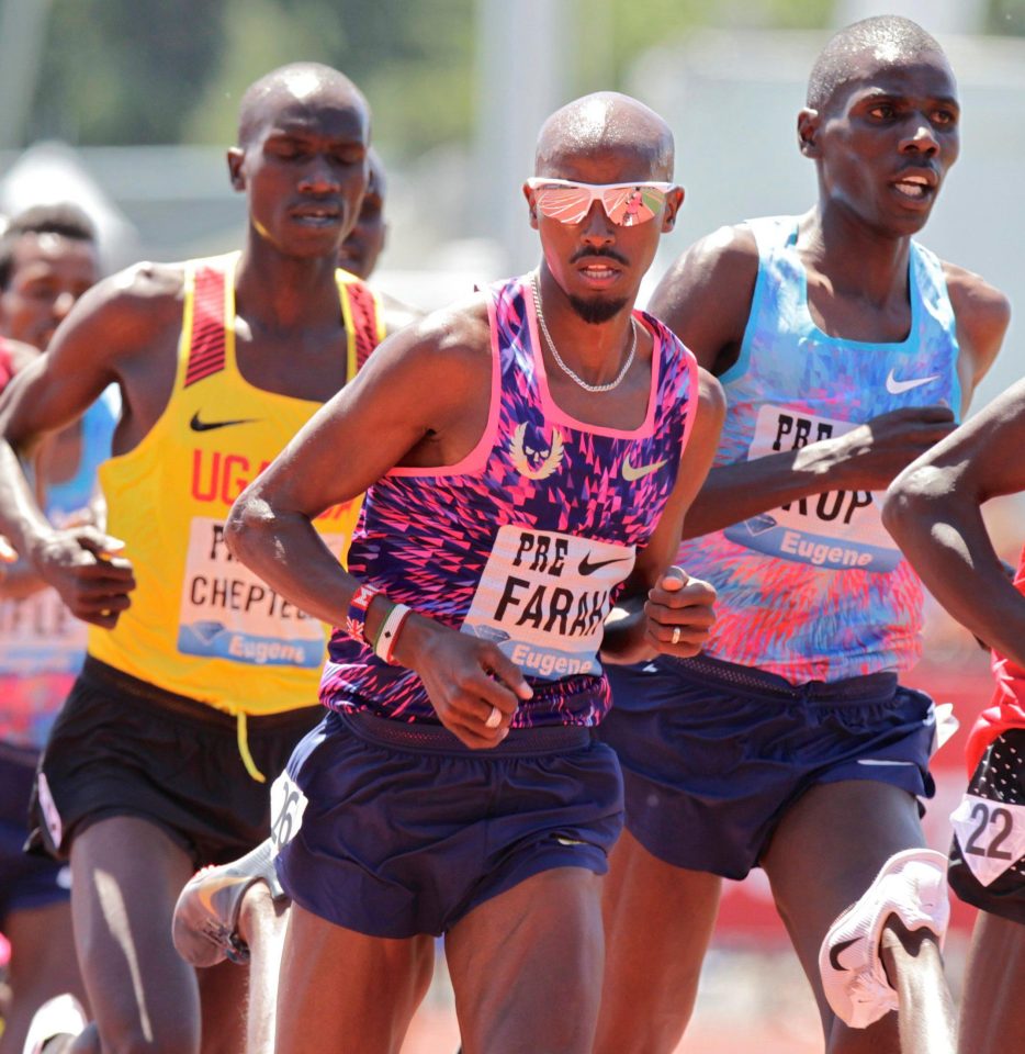 Mo Farah is likely to stick with Alberto Salazar until he starts preparing for the London Marathon