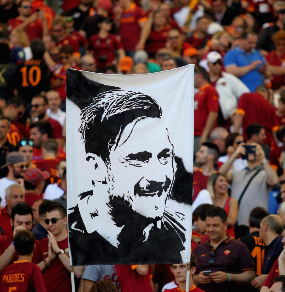 No.10 shirts are donned by almost all Roma fans inside Stadio Olimpico