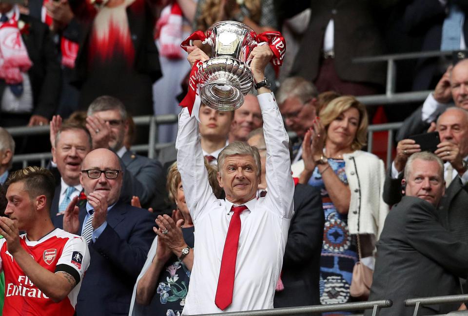 Wenger should have bowed out after winning the FA Cup instead of penning another new deal