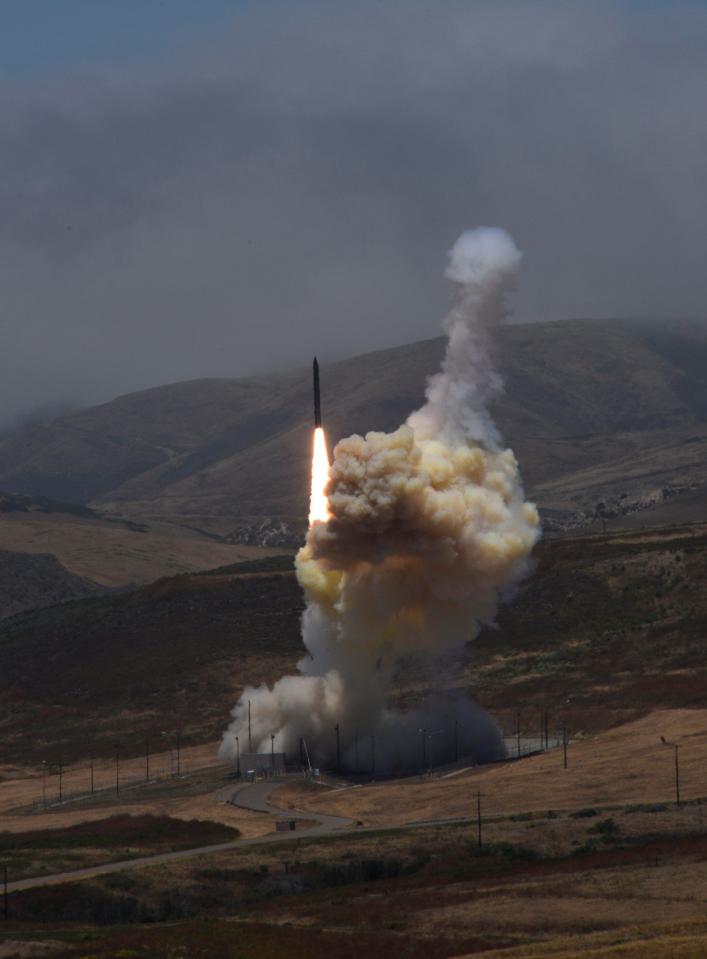  The US missile defence system tested in California can blast rockets out of the sky