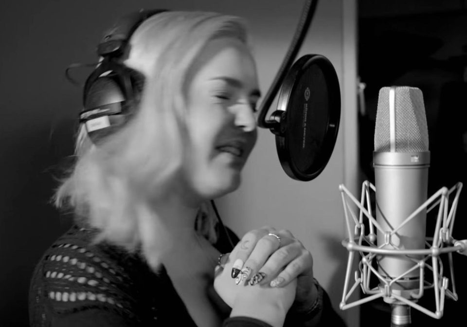  Anne Marie: ‘When darkness comes’ (with Ella Enderson)