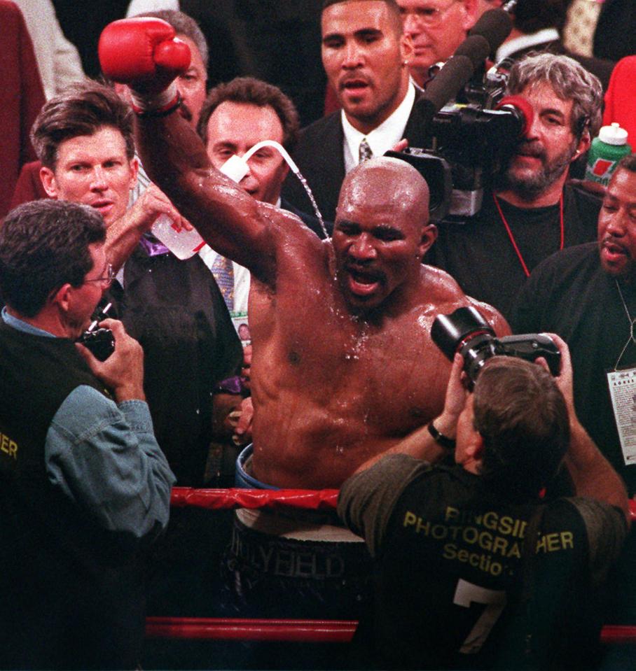  Some might argue that Evander Holyfield should have been inducted in the Hall of Fame earlier