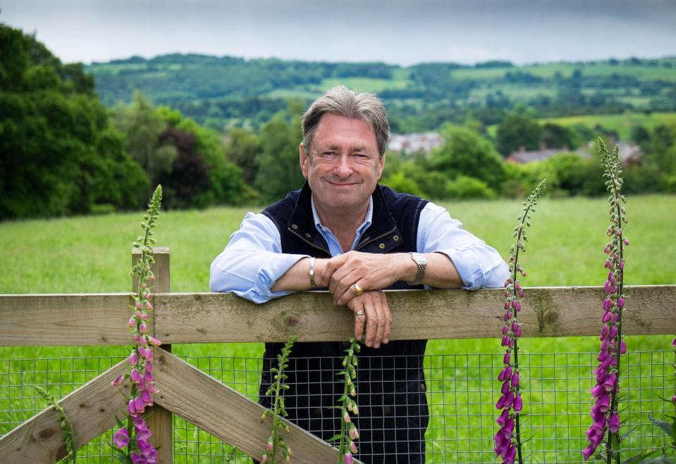  Love Your Garden sees a team of professionals, led by Alan Titchmarsh, helping people in the UK transform their gardens