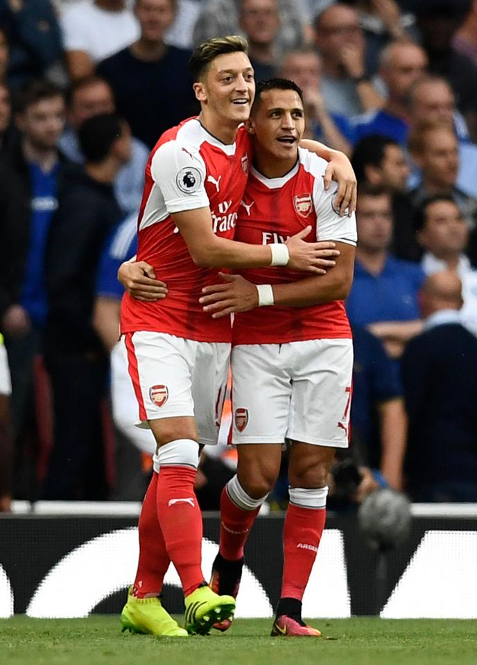  Arsenal duo Mesut Ozil and Alexis Sanchez are approaching the last year of their contract in North London