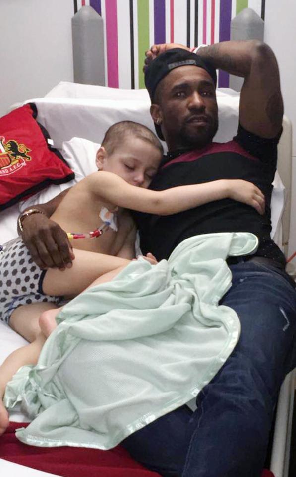 Jermain Defoe has stuck up a 'special' friendship with Sunderland fan Bradley Lowery