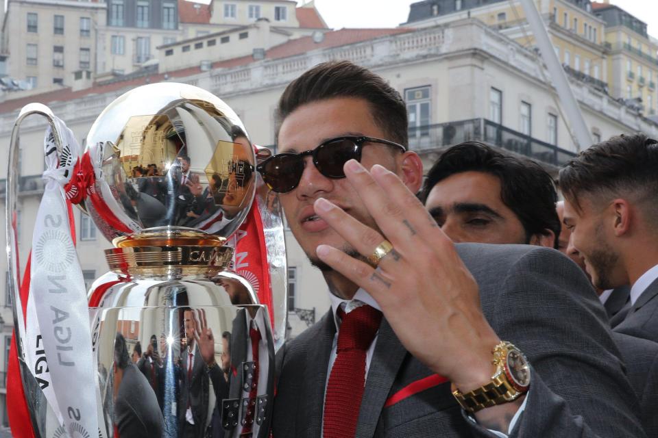  Ederson Moraes celebrated winning the Portuguese league with Benfica this season