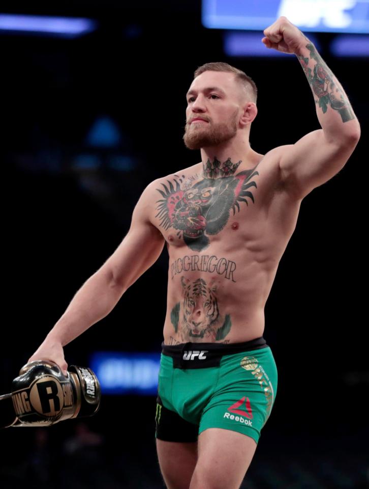  UFC star Conor McGregor will cross over to boxing to fight Floyd Mayweather