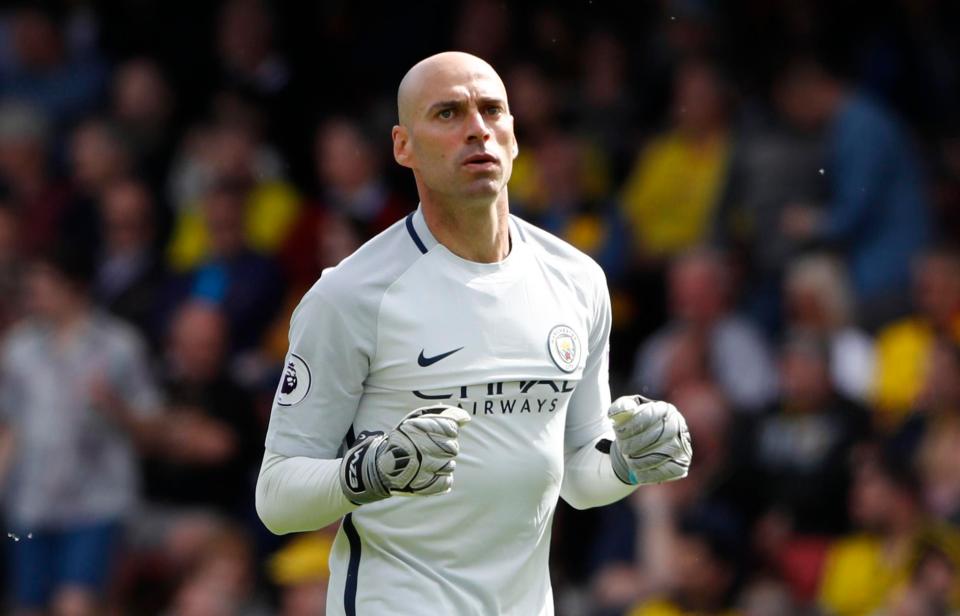 Chelsea are set to announce the signing of former Manchester City goalkeeper Willy Caballero