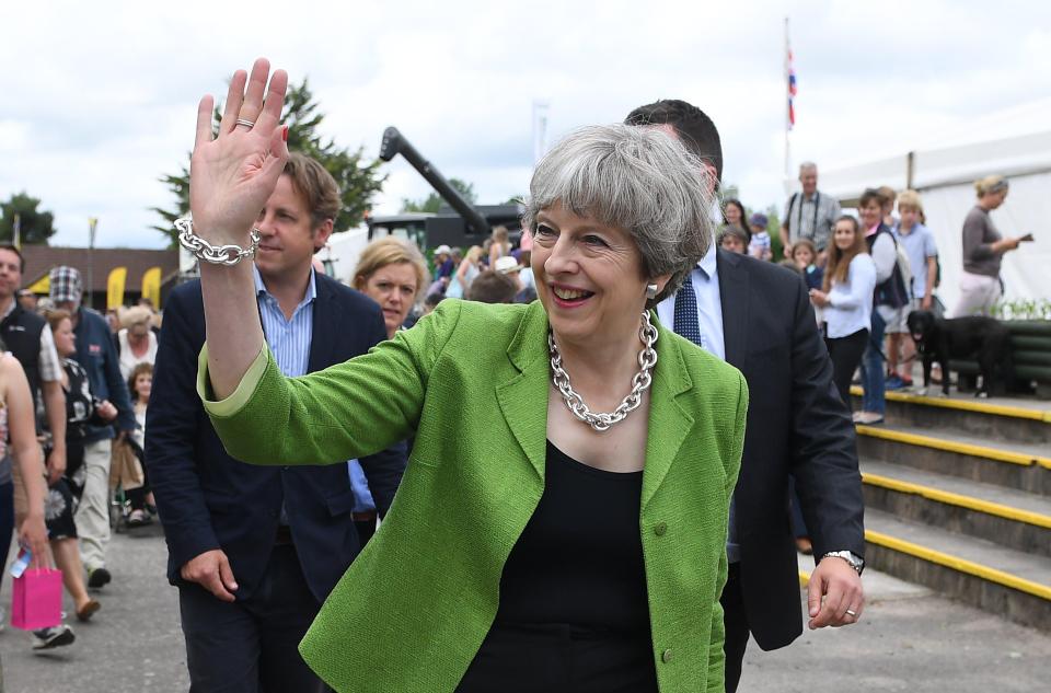  Theresa May wants to kick-start Brexit talks June 19th