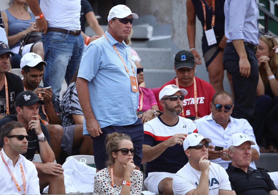  Murray's coach Ivan Lendl watches on with Kim at the French Open