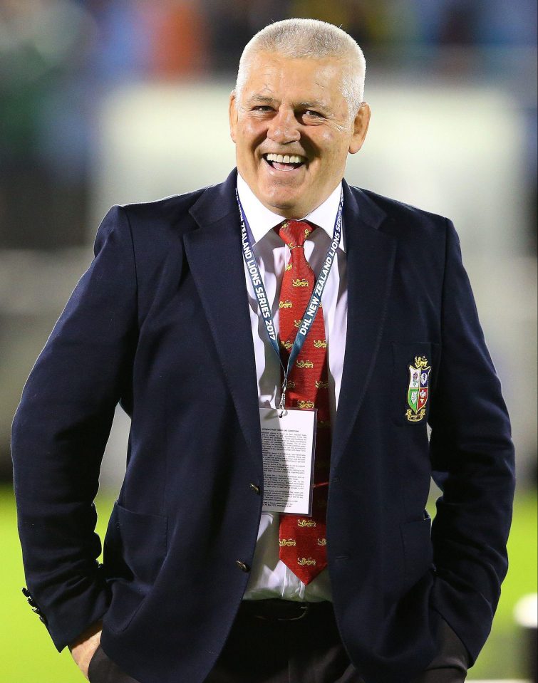  Warren Gatland was at least able to smile before kick-off