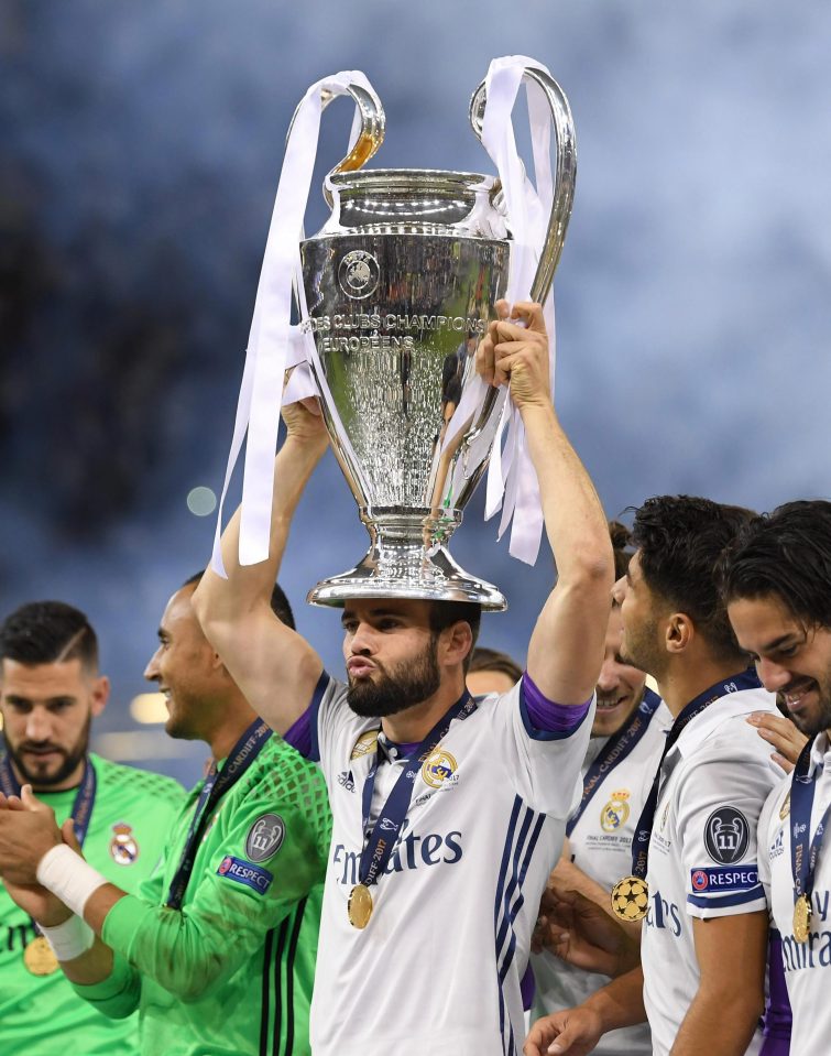  Dani Carvajal held the trophy above his head as he celebrated