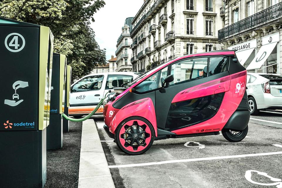  Toyota is testing 35 iRoads in Grenoble, France, where punters hire them like 'Boris Bikes'