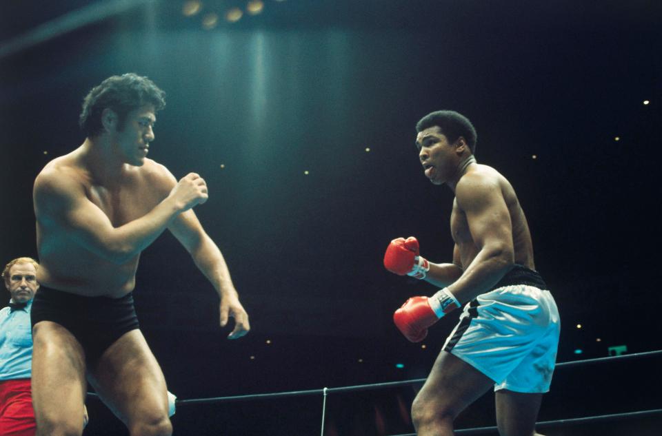  Muhammad Ali and Antonio Inoki were the original cross-sport brawlers, over 40 years ago