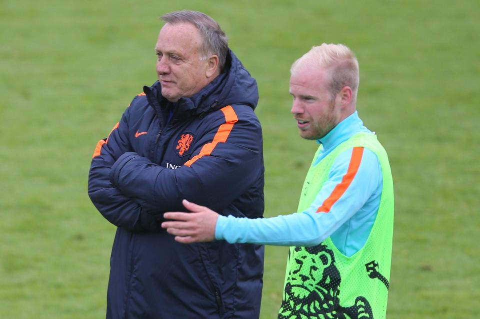  Klaassen at Netherlands training with boss Dick Advocaat