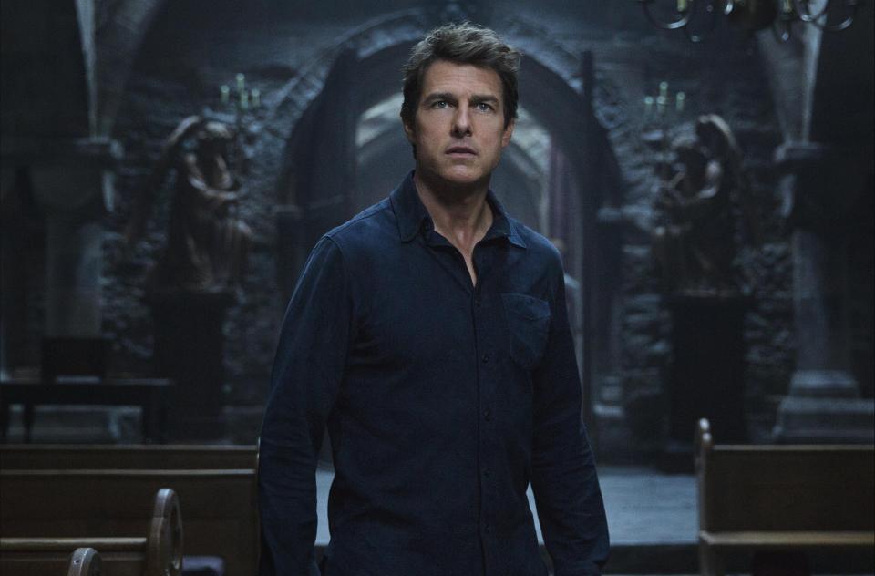  Tom Cruise as treasure-hunting US soldier Nick Morton in The Mummy