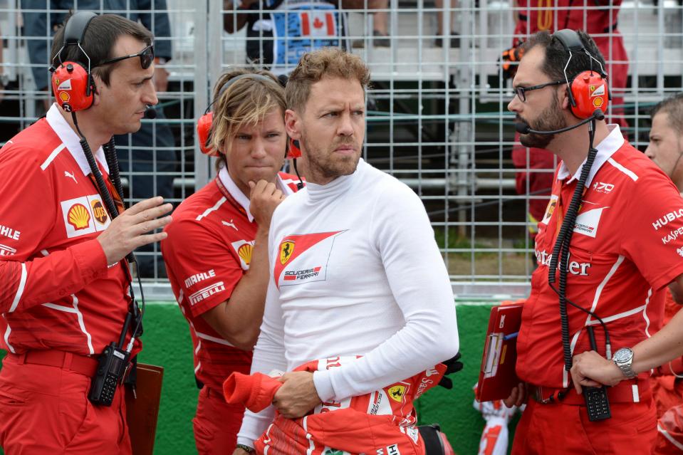  Sebastian Vettel looking over his shoulder as Hamilton cuts his lead in the Drivers Championship