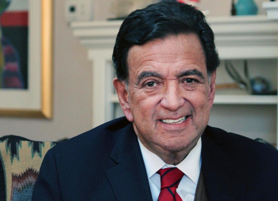  Former New Mexico Governor Bill Richardson has called for a probe into what happened to Otto