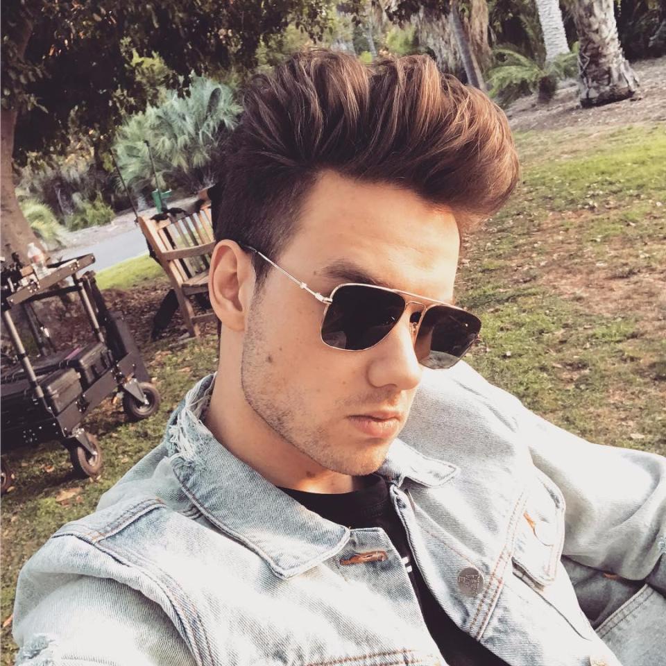  Liam posted this selfie from tropical video shoot