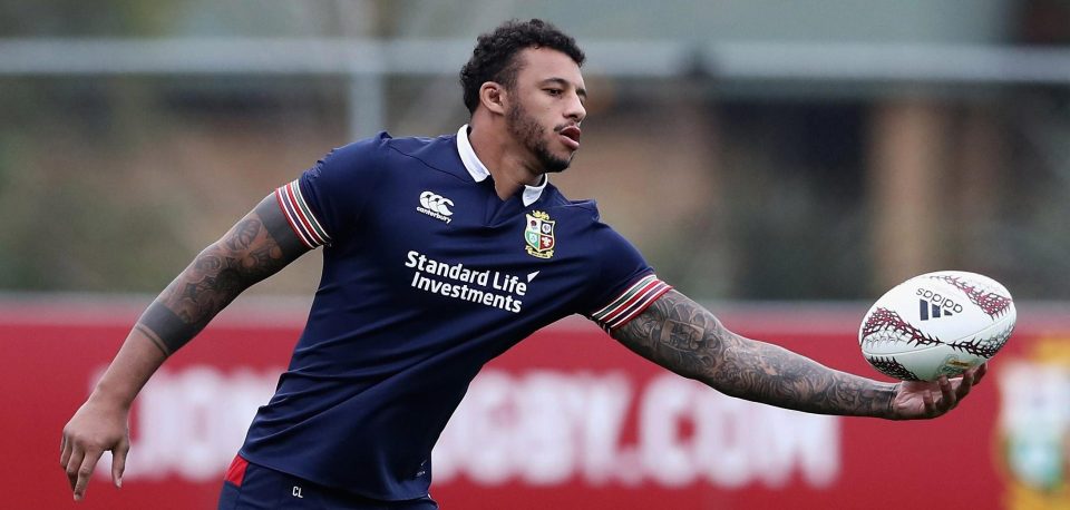  Courtney Lawes shows off his ball-handling skills