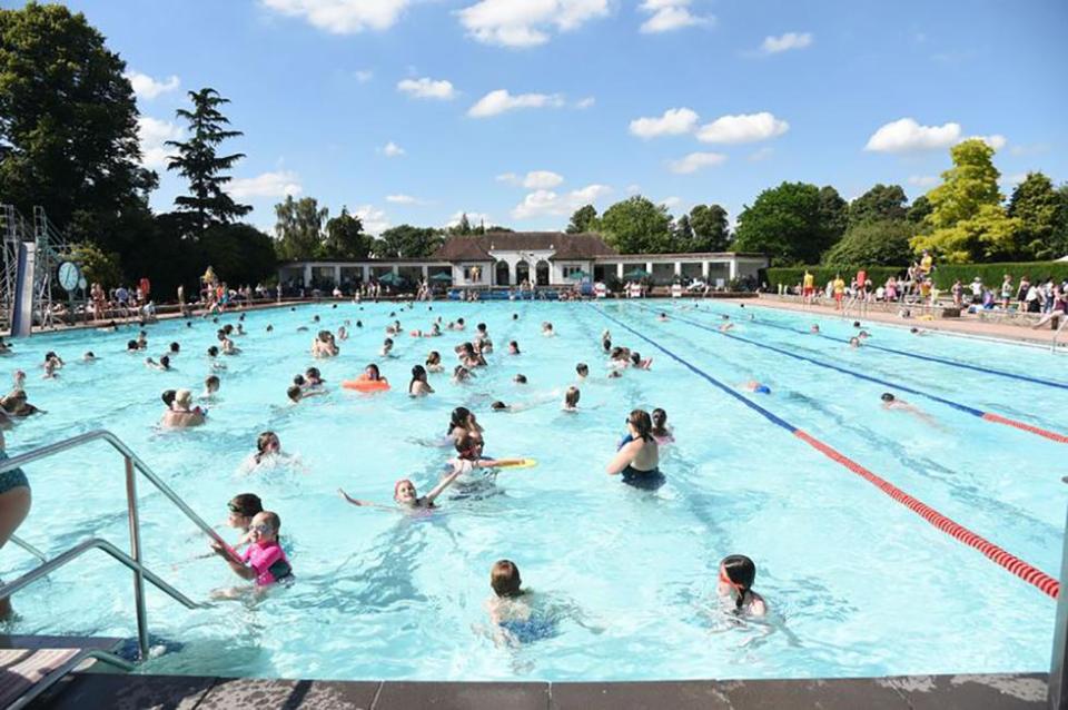  Sandford Parks lido is situated in the landscaped grounds of Sandford Park