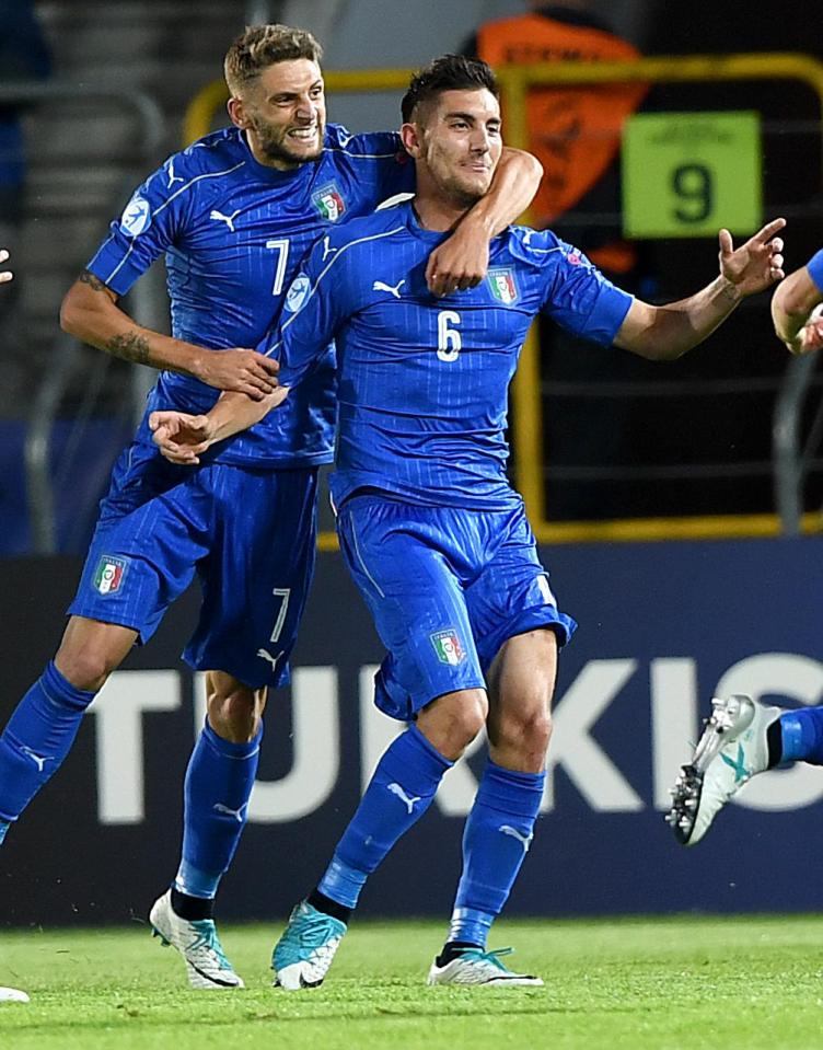 Lorenzo Pellegrini quite rightly is joined for celebrations by Domenico Berardi