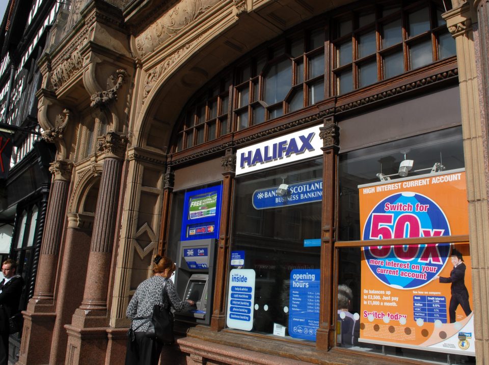  Get £125 for switching your bank account to the Halifax