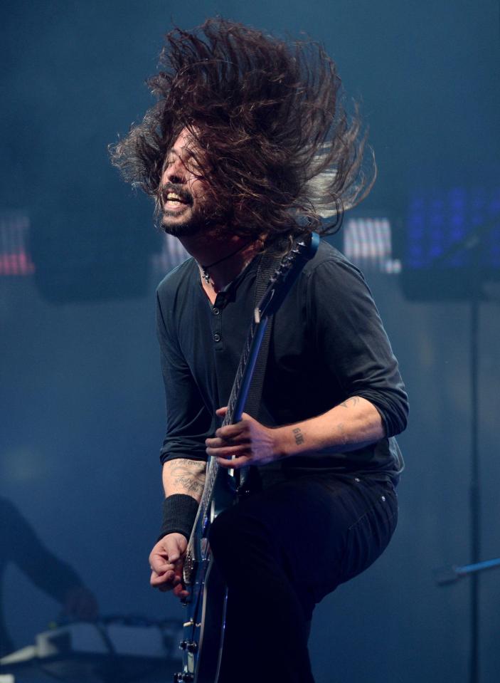  Dave Grohl put his passion into the Foo Fighters Glastonbury performance