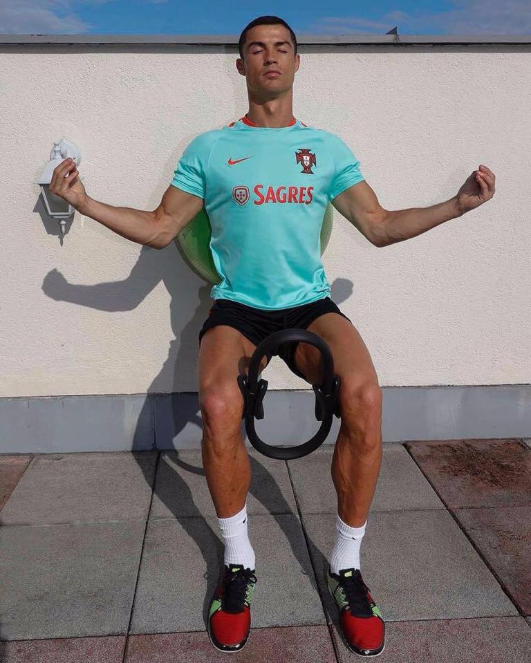  Cristiano Ronaldo finds a way to clear his mind while he contemplates his future