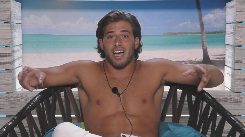  Love Island's Kem Cetinay could be joining the Towie cast