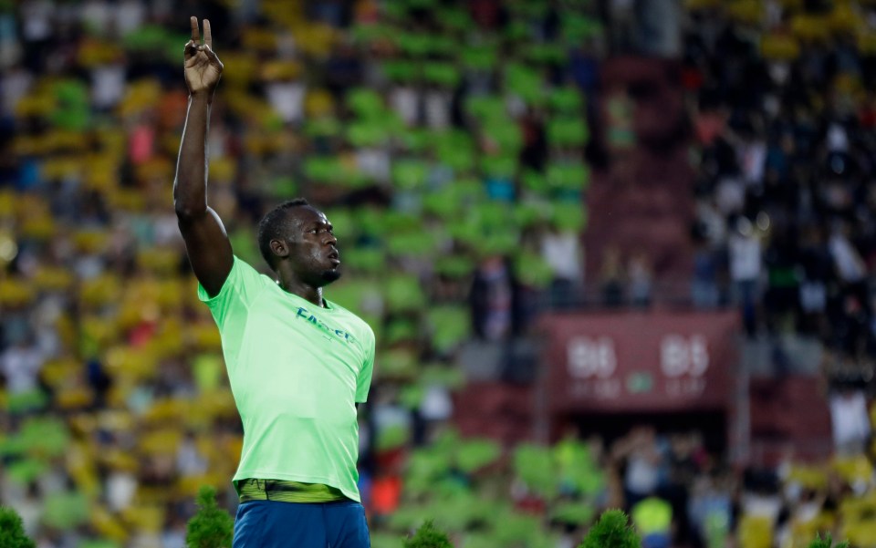 Usain Bolt laps up the adulation in the Czech Republic