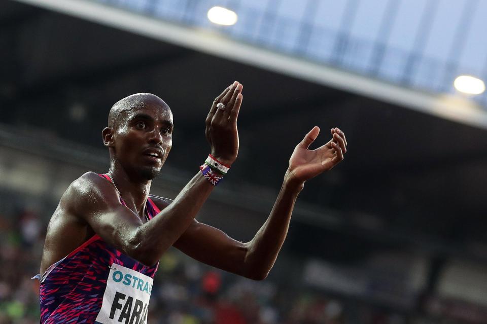 Mo Farah applauds the Ostrava crowd after winning the 10,000 metres 