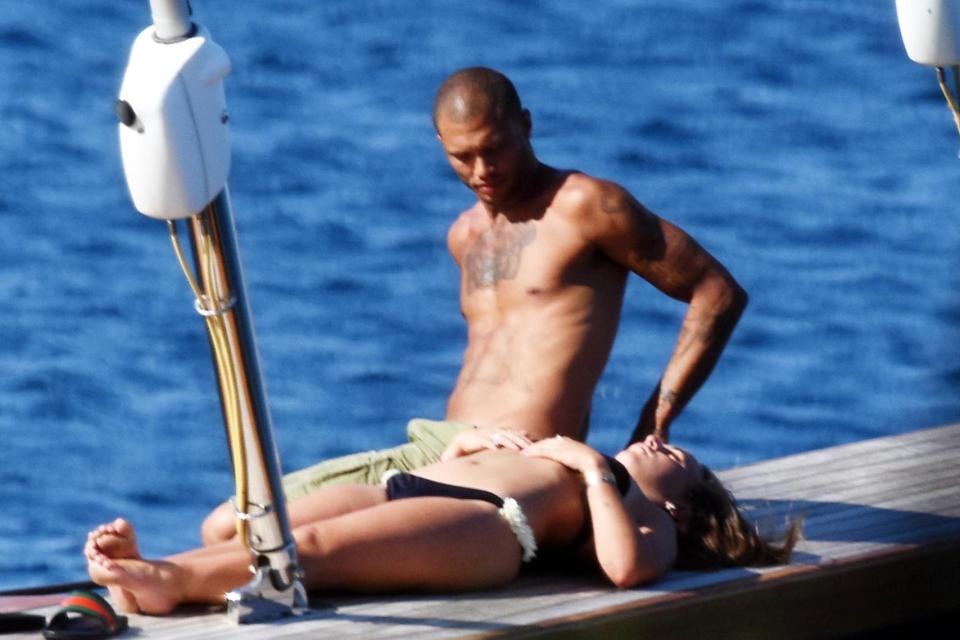  Ex-con turned model Meeks and Chloe sunbathe on the 180ft Hazar Yildizi superyacht