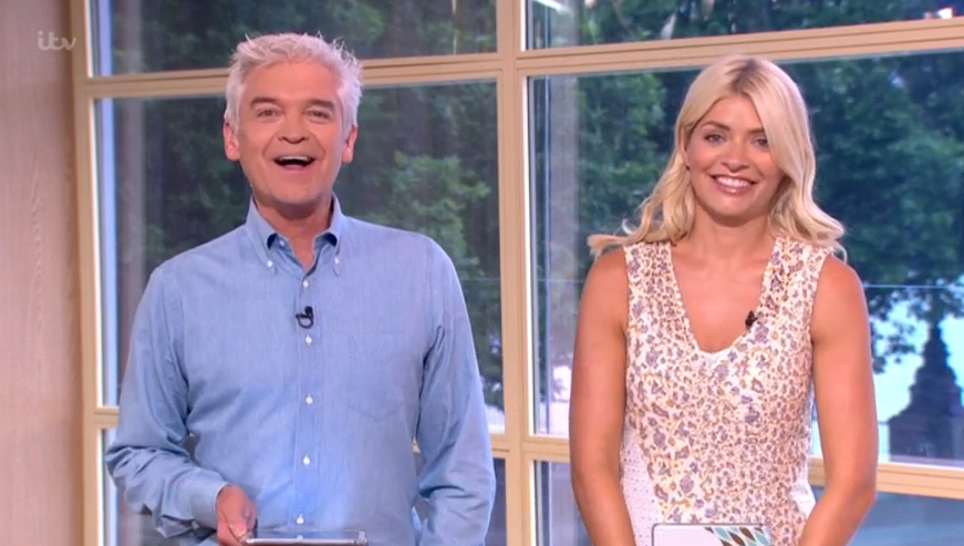  Holly Willoughby and Phillp Schofield got the giggles during a weather report