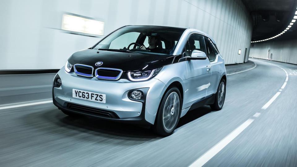  The funky looking i3 looks great and is fun to drive