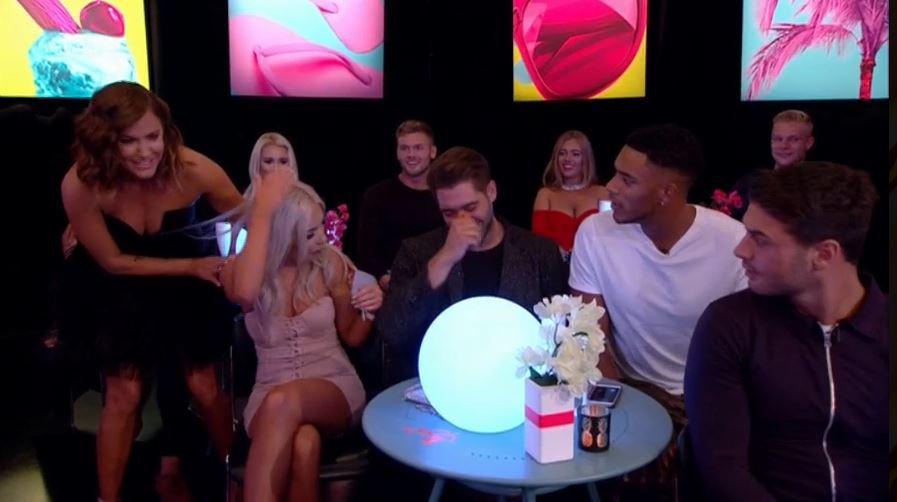  Jonny Mitchell appeared to dump Chyna Ellis live on Love Island's reunion show