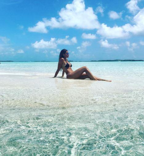  Alicia poses in the Bahamas in June